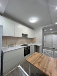 3-��������� �������� � 78 �² � 4/12 ����, ���-������ 81 � Villa dei Fiori, ������������ ��� ���� 10