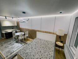 1-��������� �������� � 32 �² � 10/12 ����, ��� �������, ������� 9 ���� 17