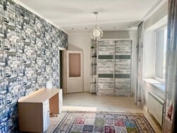 3-��������� �������� � 119 �² � 8/21 ����, ���-������ 21 ���� 10