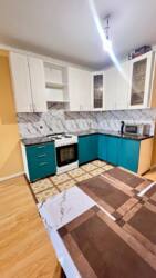 2-��������� �������� � 43 �² � 8/10 ����, ��������� 481/1 � ����� ���� 20