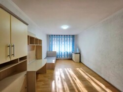 1-��������� �������� � 33 �² � 2/4 ����, ������ 163 � ������� ���� 1