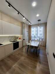 3-��������� �������� � 67.2 �² � 15/18 ����, ������ ������ 11 � ������ ������, 11 ���� ���� �� ���� 8