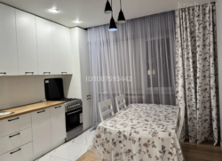 3-��������� �������� � 74 �² � 5/10 ����, ���������� 51 � ���������� 51/9 ���� 4