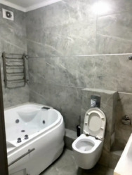 2-��������� �������� � 81 �² � 9/9 ����, ��� �������, ������� �������������� 138/4 ���� 14