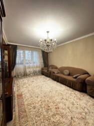 3-��������� �������� � 93.6 �² � 11/12 ����, ���� �� 273/5 ���� 6