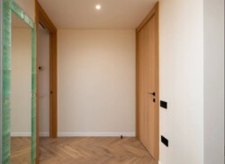 3-��������� �������� � 139.2 �² � 11/22 ����, ���-������ 77/2 ���� 23