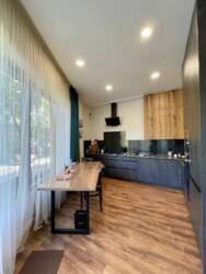 3-��������� �������� � 152.5 �² � 2/2 ����, ��� ��������, 2� �������� ���� 23