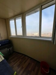 2-��������� �������� � 52.3 �² � 11/17 ����, ��������� 140 ���� 9