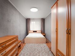 3-��������� �������� � 64.1 �² � 3/5 ����, ������ 117 � ��������� ���� 5