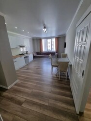 2-��������� �������� � 55.8 �² � 5/9 ����, �������� ������ 291/1 ���� 1