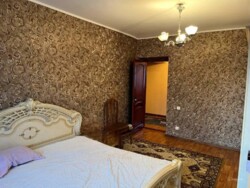 4-��������� �������� � 95.8 �² � 6/9 ����, ��� ������-1 40 ���� 3