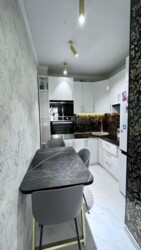 2-��������� �������� � 60 �² � 17/17 ����, ����� 37 ���� 2