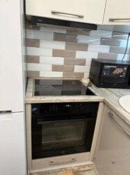 2-��������� �������� � 48 �² � 8/10 ����, �������� 244 � ��������/ ��������� ���� 19