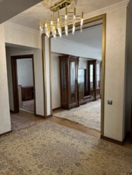 3-��������� �������� � 83 �² � 4/16 ����, ����������� 49 � ��������� ���� 3