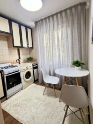 3-��������� �������� � 60 �² � 2/4 ����, ���������� 101 � �������� ���� 3