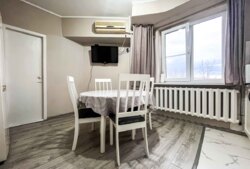 3-��������� ��������, 64 �², 6/9 ����, ��� �����-2 � �����-��������� ���� 27