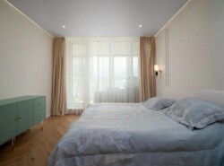 3-��������� �������� � 139.2 �² � 11/22 ����, ���-������ 77/2 ���� 12