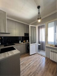 1-��������� �������� � 38.3 �² � 12/16 ����, ������� 36/7 ���� 2