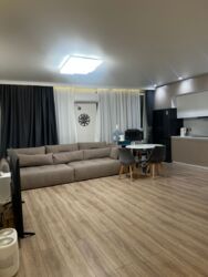 2-��������� �������� � 63 �² � 8/10 ����, ���� �� 285/8 ���� 14