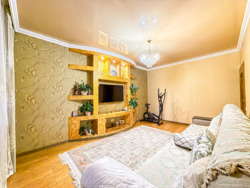 3-��������� �������� � 70 �² � 6/9 ����, ��� �����-4 75 ���� 3