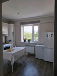 2-��������� �������� � 60 �² � 3/4 ����, ���� 10