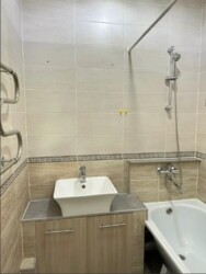 2-��������� �������� � 56 �² � 7/9 ����, �������� 1/1 � Halyk arena, ��������, ���������, ����� �����, ����, ������ ���� 5