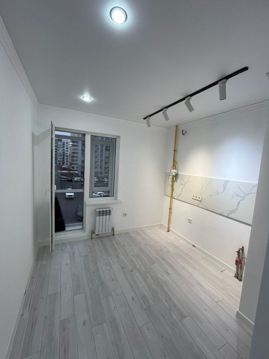 1-��������� �������� � 36,5 �² � 3/9 ����, �ү����� ���������� 218 ���� 1