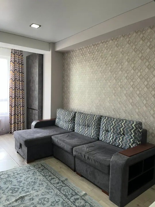 2-��������� �������� � 52.1 �² � 3/10 ����, ��� �������� 218 ���� 1