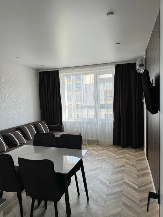 2-��������� �������� � 47 �² � 14/16 ����, �������� 8/2 ���� 1