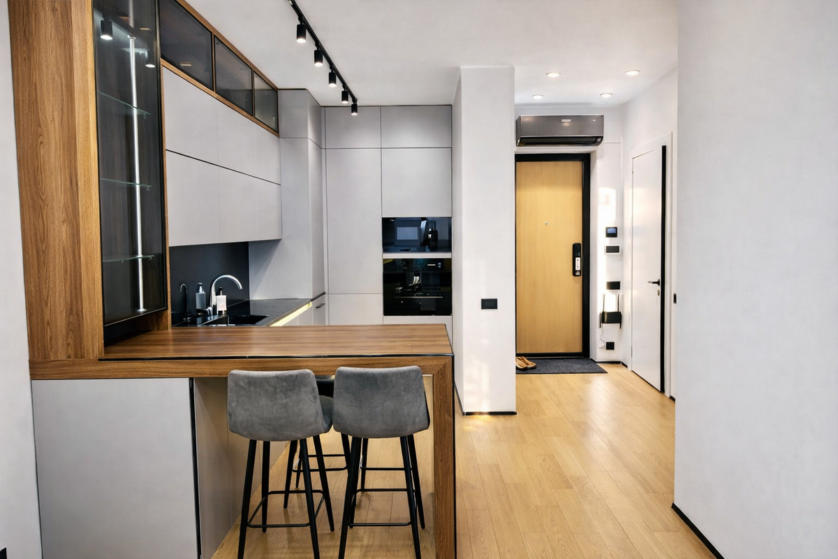 2-��������� �������� � 52 �² � 3/4 ����, ��� �����, ������� 24/1-24/10 � �������� ���� 1