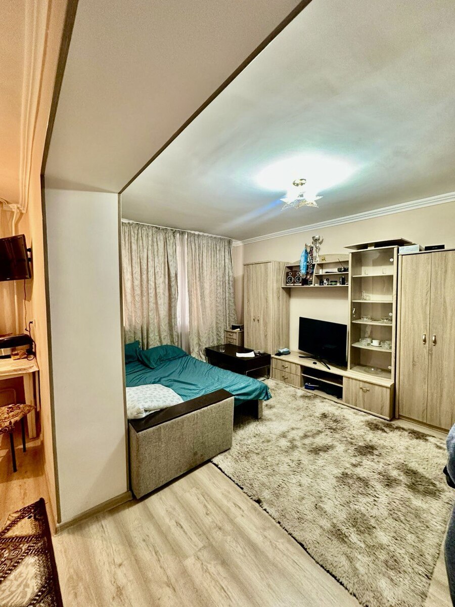 Продается квартира Алматы, Бостандыкский р-н, Жарокова, 192 фото 1 Продается квартира Алматы, Бостандыкский р-н, Жарокова, 192 фото 1