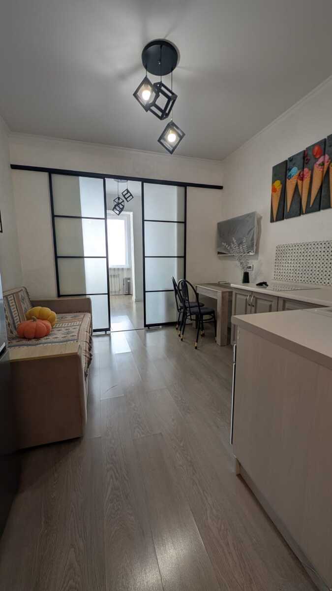 2-��������� �������� � 31.6 �² � 8/10 ����, ������� ������ 326 ���� 1