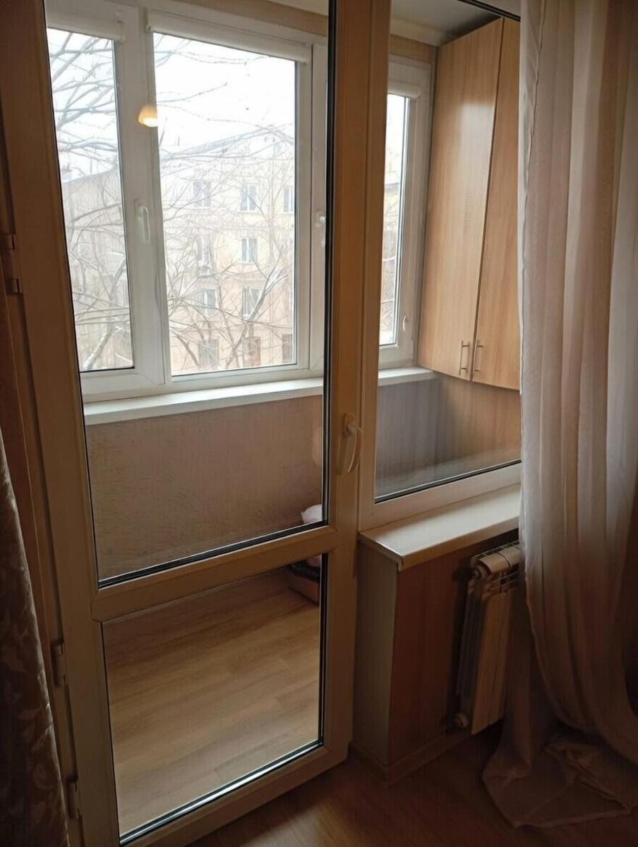 1-��������� �������� � 33 �² � 4/5 ����, ���������� ���� 1