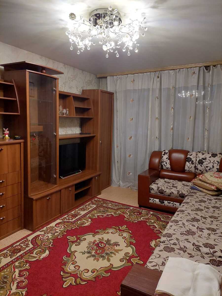 2-��������� �������� � 45 �² � 1/4 ����, ��� ������-3 ���� 1