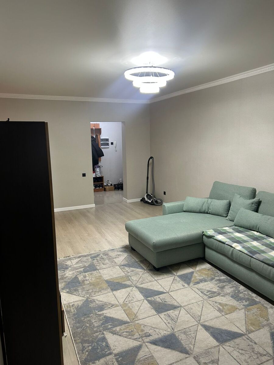 2-��������� �������� � 65 �² � 14/18 ����, ��� ������-2, �������������-�������a ���� 1