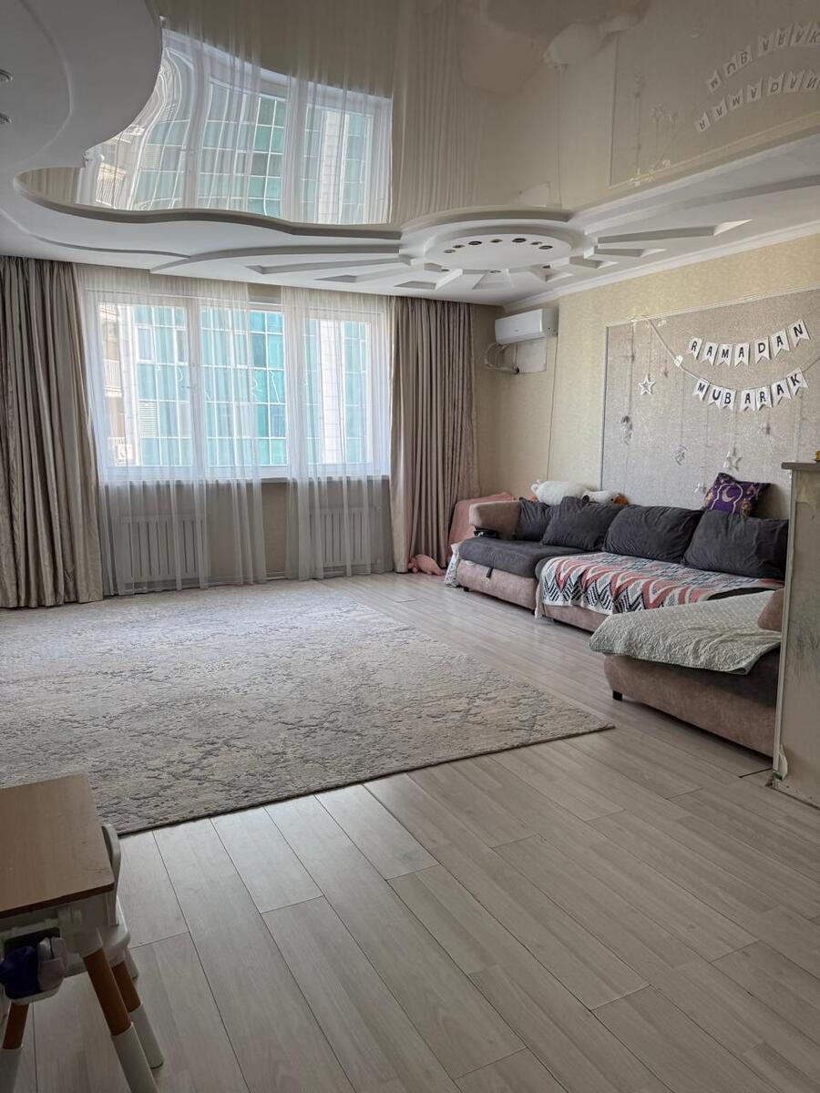 4-��������� �������� � 110 �² � 10/14 ����, ����������� 25 � ����� ����������� ���� 1