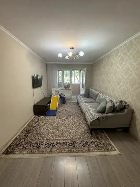 Продается квартира Алматы, Бостандыкский р-н, Тургут Озала, 242 фото 1 Продается квартира Алматы, Бостандыкский р-н, Тургут Озала, 242 фото 1