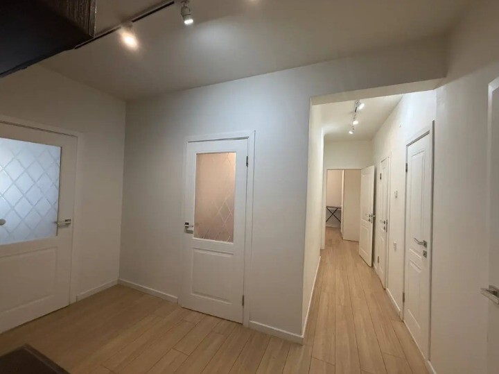 Продается квартира Алматы, Алмалинский р-н, Курмангазы, уг. Наурызбай батыра, 77 фото 1 Продается квартира Алматы, Алмалинский р-н, Курмангазы, уг. Наурызбай батыра, 77 фото 1