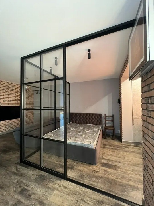 1-��������� �������� � 44.4 �² � 7/13 ����, �������� 194 ���� 1