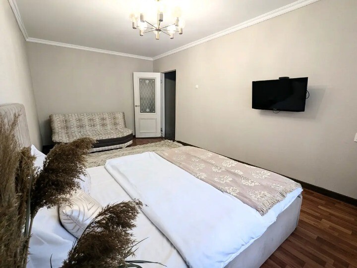 1-��������� �������� � 33 �² � 1/5 ����, ��� �����-2 72 � ����� ��������� ���� 1