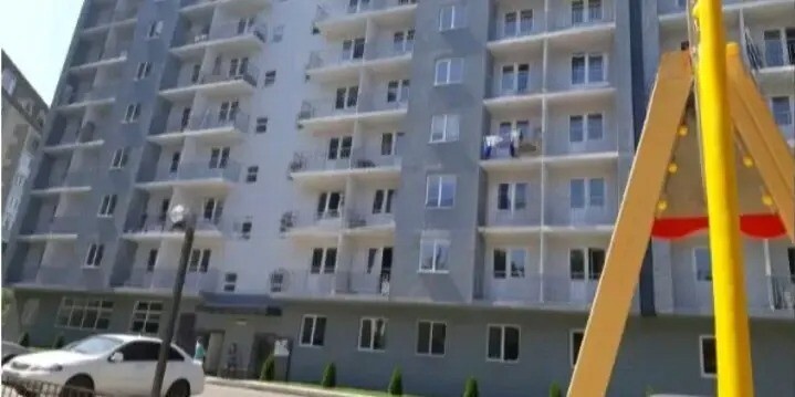 2-комнатная квартира · 42 м² · 10/10 этаж, Райымбека 483 фото 1 2-комнатная квартира · 42 м² · 10/10 этаж, Райымбека 483 фото 1