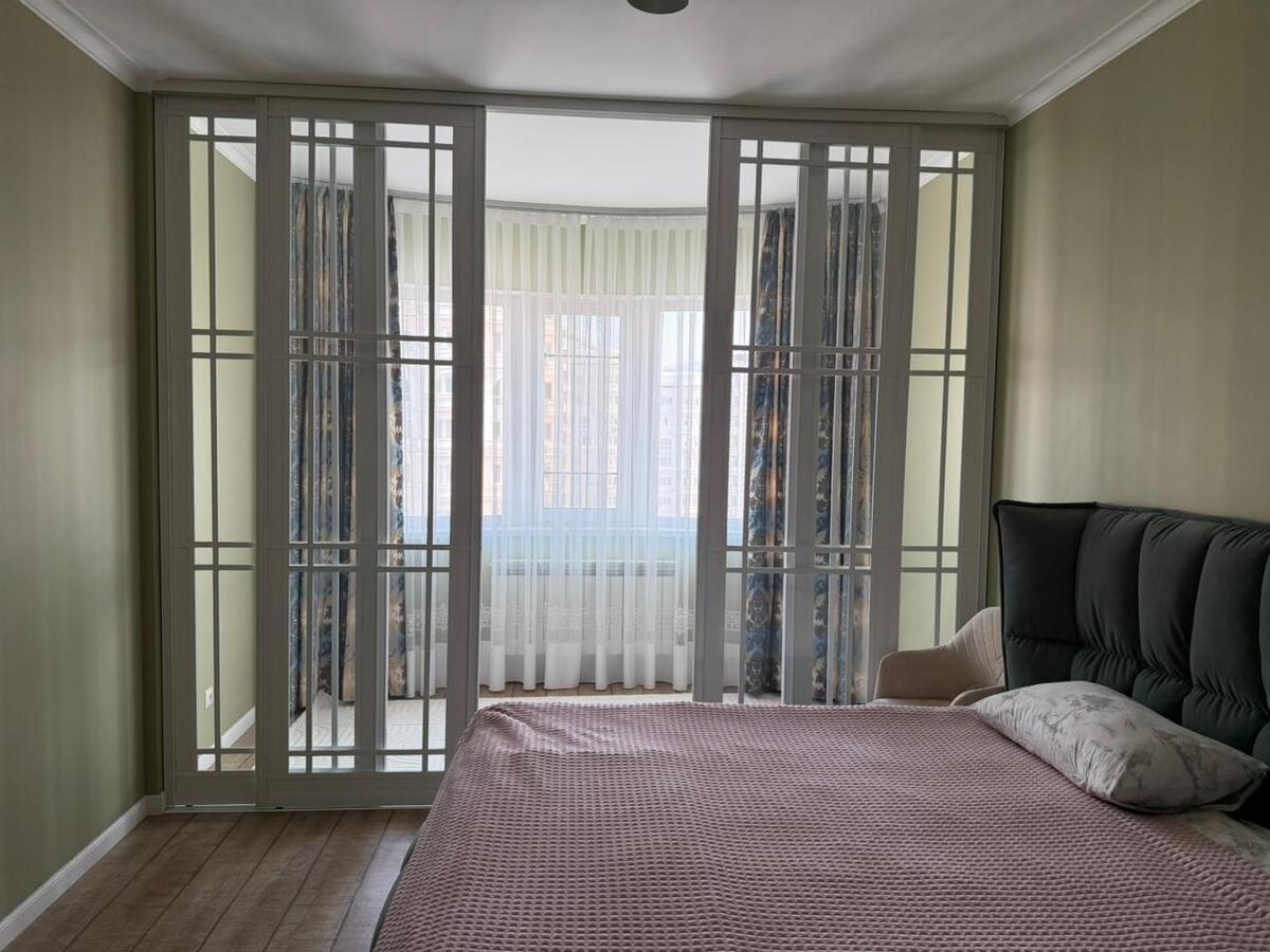 ��������� �������� ������, ������������� �-�, �����, 208 ���� 1