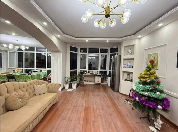 Продается квартира Алматы, Ауэзовский р-н, Мустай Карима, ул., 12/16 фото 1 Продается квартира Алматы, Ауэзовский р-н, Мустай Карима, ул., 12/16 фото 1