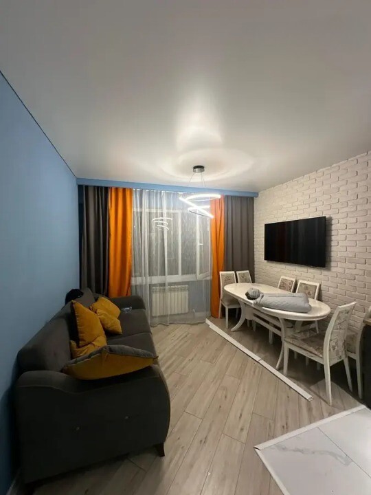 3-комнатная квартира · 66 м² · 9/13 этаж, Муратбаева 14/7 — Красный дом фото 1 3-комнатная квартира · 66 м² · 9/13 этаж, Муратбаева 14/7 — Красный дом фото 1