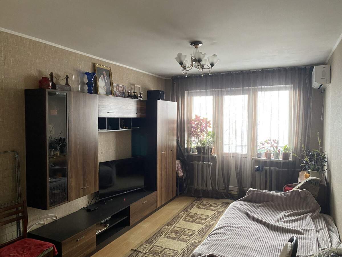 Продается квартира Алматы, Ауэзовский р-н, Микрорайон - 1 , мкр №1, 44 фото 1 Продается квартира Алматы, Ауэзовский р-н, Микрорайон - 1 , мкр №1, 44 фото 1