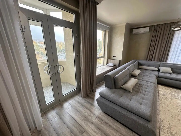 Продается квартира Алматы, Бостандыкский р-н, Аль-Фараби, 97 фото 1 Продается квартира Алматы, Бостандыкский р-н, Аль-Фараби, 97 фото 1