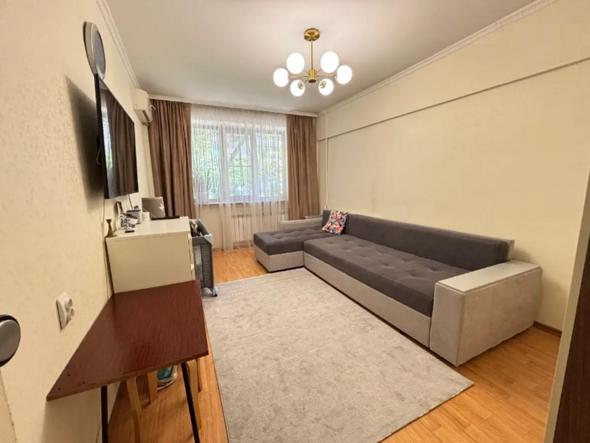 ��������� �������� ������, ������������� �-�, 20-� �����, ��., 198 ���� 1