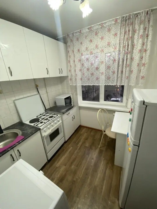 Продается квартира Алматы, Алмалинский р-н, Манаса, 3 фото 1 Продается квартира Алматы, Алмалинский р-н, Манаса, 3 фото 1