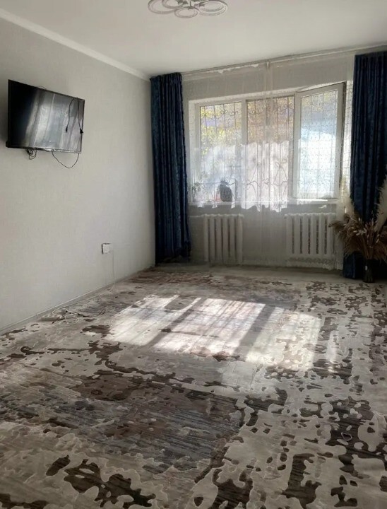 2-��������� �������� � 44 �² � 1/4 ����, ��� �1 60 � �������� ����������� ���� 1