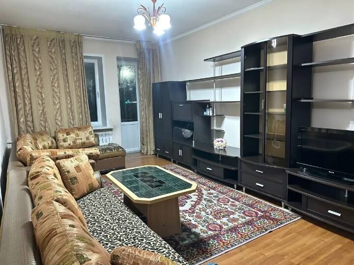 1-��������� �������� � 38 �², ������� �� 127 ���� 1